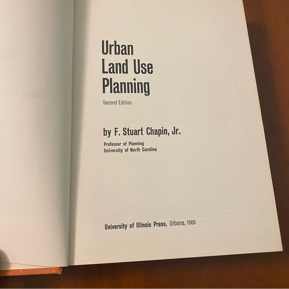 Urban Land Use Planning F Stuart Chapin Jr Vintage Book Hardcover 1965 Engineer - Picture 8 of 9
